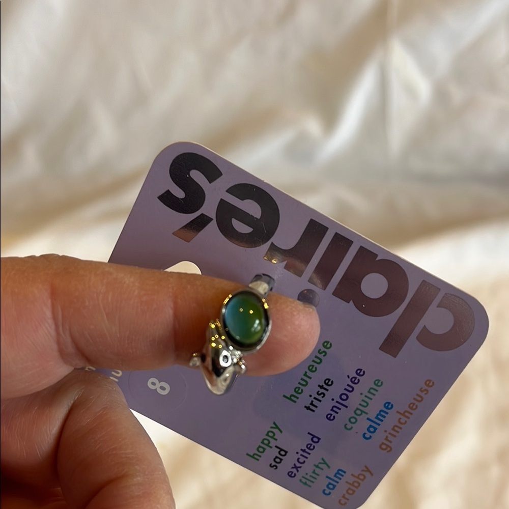 Claire’s Dolphin Silver Ring with Color Changing Mood Stone size 8